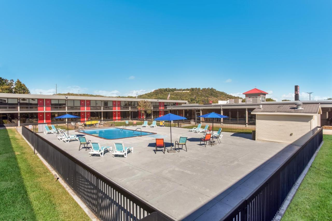 Econo Lodge Cave City Exterior foto